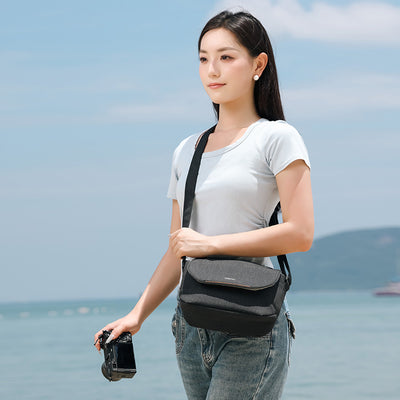 Ulanzi F02 Camera Sling Bag Black