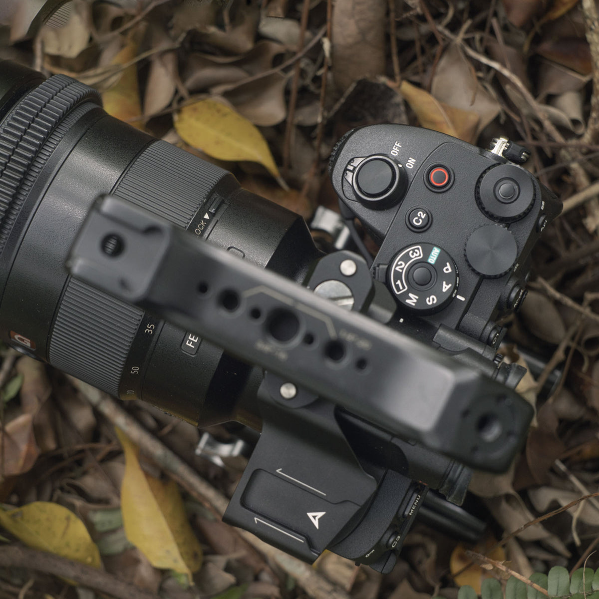Tilta Sony a7R V Half Cage Lightweight Kit - Black